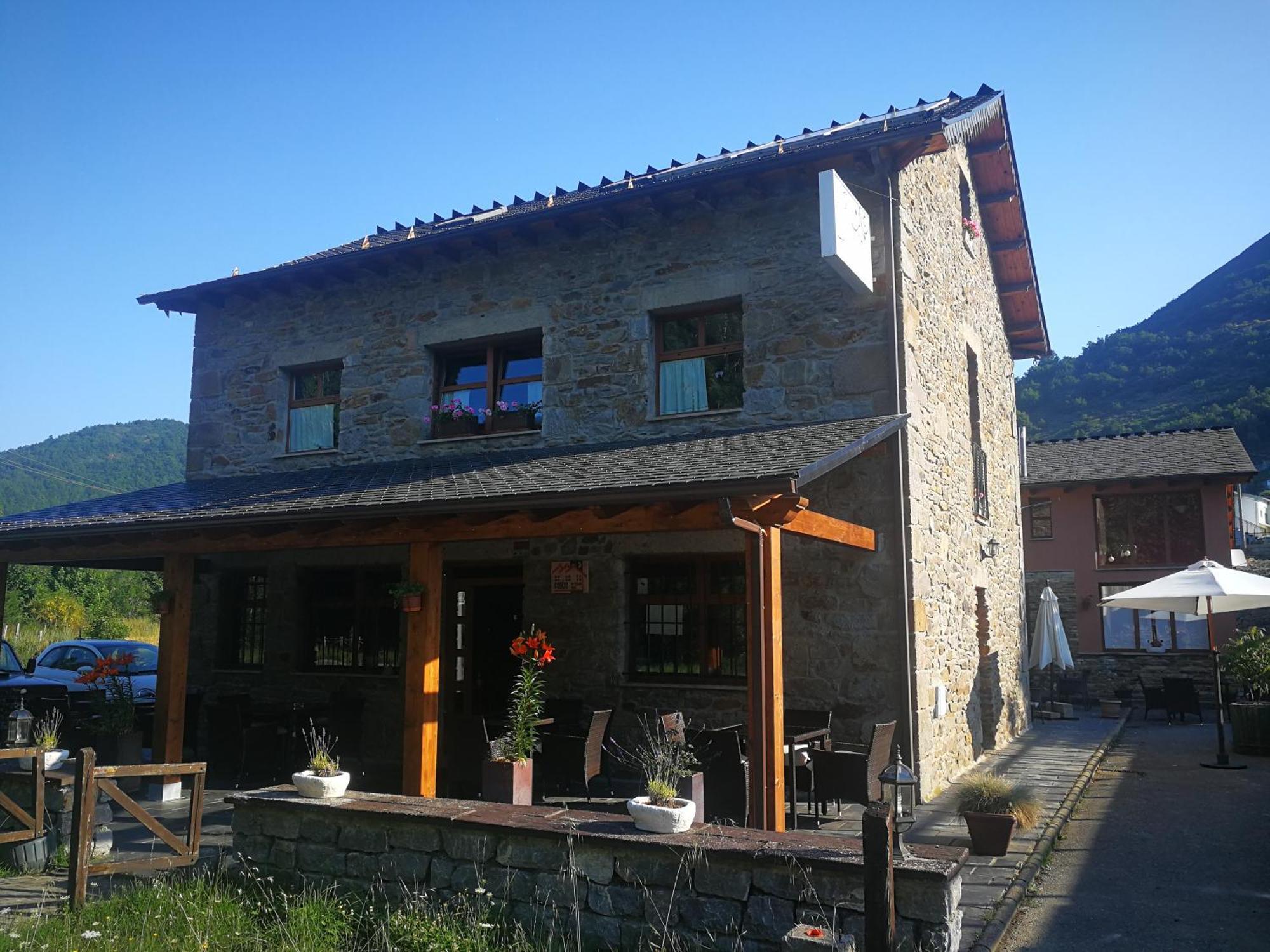 Hotel Rural La Campanona Villager de Laciana Eksteriør bilde